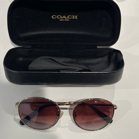 Coach sunglasses - Picture 1 of 1
